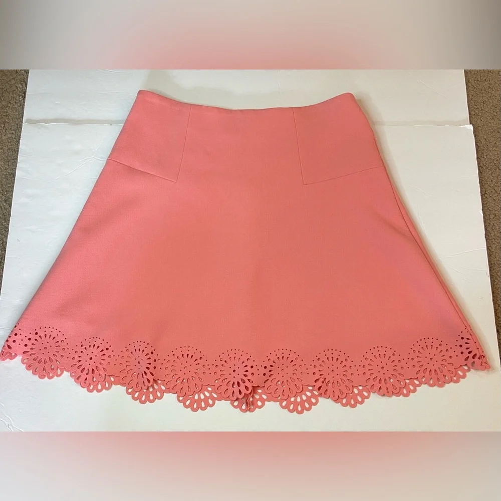 LOFT Ann Taylor Pink Scalloped Lasercut Skirt Ponte Knit Women's Size 4